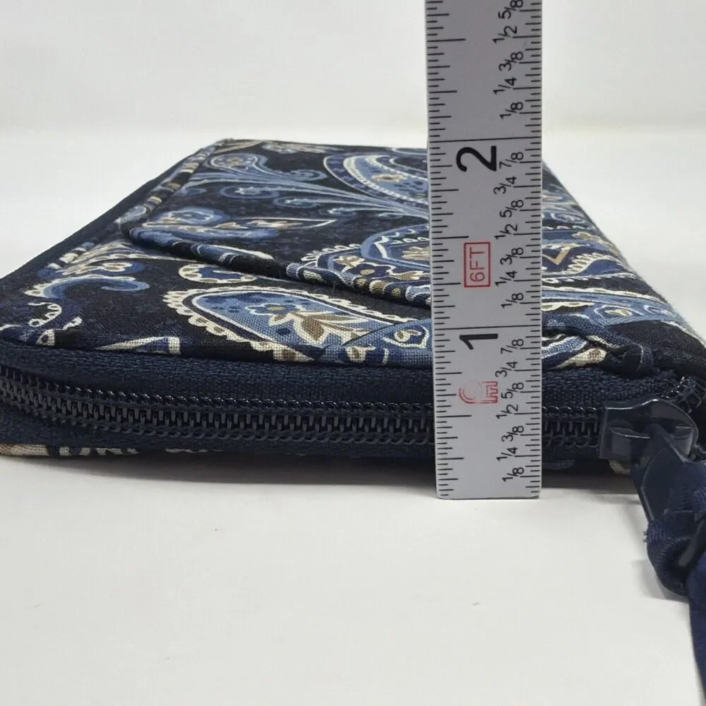 Vera Bradley functionality organizer